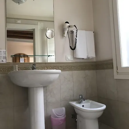 A Le Boteghe B&B