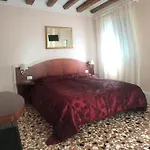 A Le Boteghe 3* Venedig